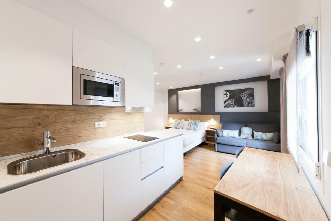 Antique Pamplona Tres Reyes Apartments Экстерьер фото